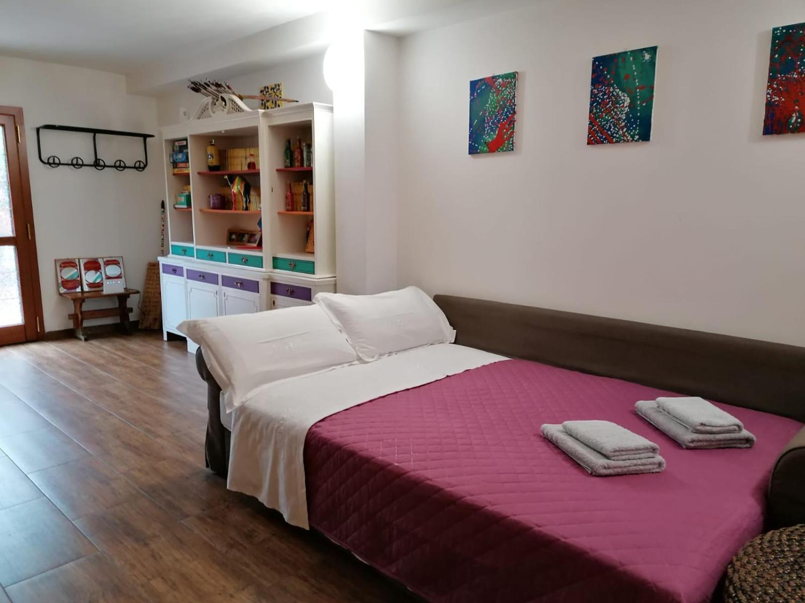 Open Space Naviglio Милано Екстериор снимка